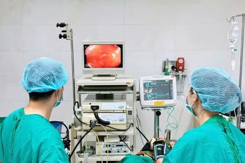 Cứu sống nam bệnh nhân dập đại tràng do tai nạn giao thông