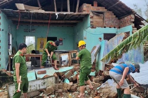 Tình quân dân dựng nên mái ấm