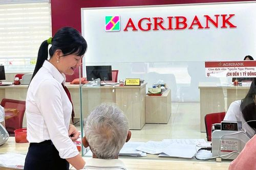 Ngân hàng chặn đứng lừa đảo công nghệ cao ngay tại quầy giao dịch ngân hàng