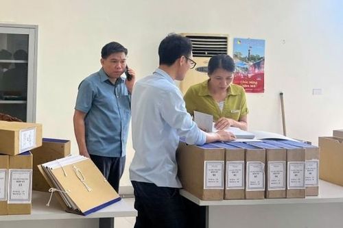 Kho bạc Nhà nước khu vực IV hoàn tất giao nộp 1.333 hồ sơ vĩnh viễn vào Lưu trữ lịch sử tỉnh Hưng Yên