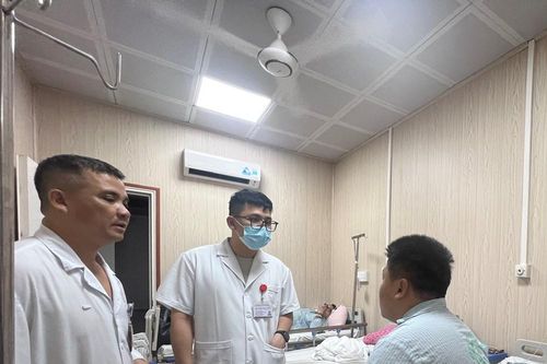 Nhiều người bị co giật, bất tỉnh sau khi 'thử' thuốc lá điện tử