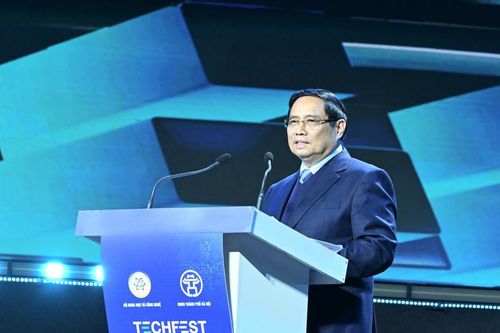 Thủ tướng: Phát triển năng lực công nghệ trong nước là con đường tất yếu