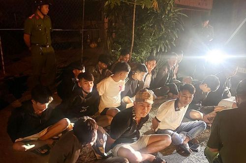 Chặn nhóm thanh niên mang hung khí từ Vĩnh Long sang Cần Thơ giải quyết mâu thuẫn