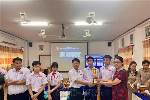 Việt Nam, Lào thúc đẩy hợp tác giáo dục về khoa học, công nghệ