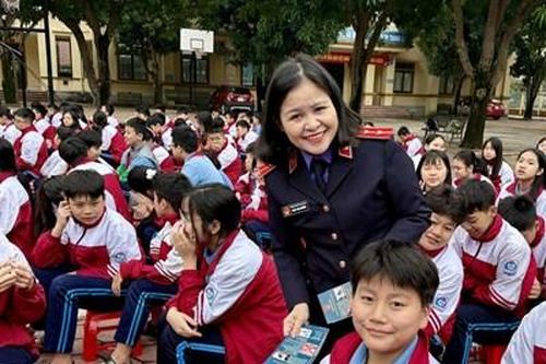 VKSND khu vực 1, tỉnh Nghệ An tuyên truyền pháp luật về 'Phòng, chống bạo lực học đường'