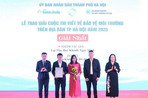 Trao giải Cuộc thi viết về 'Bảo vệ môi trường trên địa bàn thành phố Hà Nội' năm 2025
