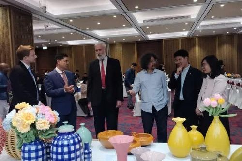 SwissTrade: Thúc đẩy năng lực xuất khẩu cho doanh nghiệp Việt