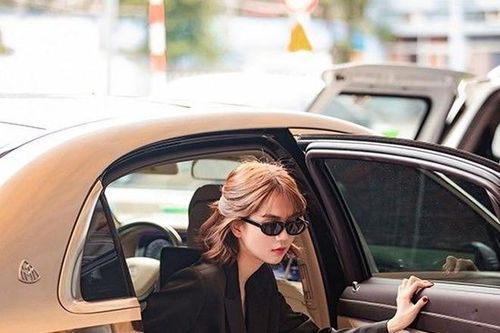 Tìm ra người đẹp đi đầu trend 'trạm tỷ' từ 10 năm trước