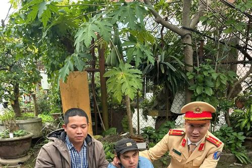 Bắt đối tượng mua bán gần 2.000 viên ma túy tổng hợp