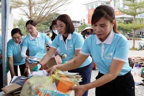 Tập hợp phụ nữ trên không gian mạng: Gắn kết hội viên trong các phong trào