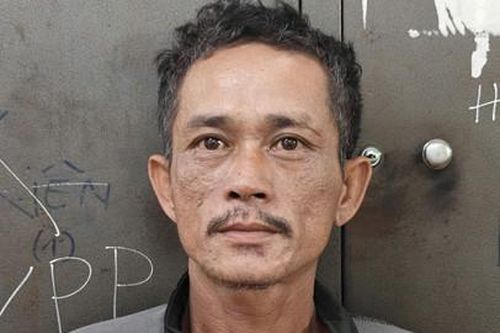 Bắt đối tượng nửa đêm đột nhập nhà dân chích điện nữ chủ nhà, cướp tiền vàng