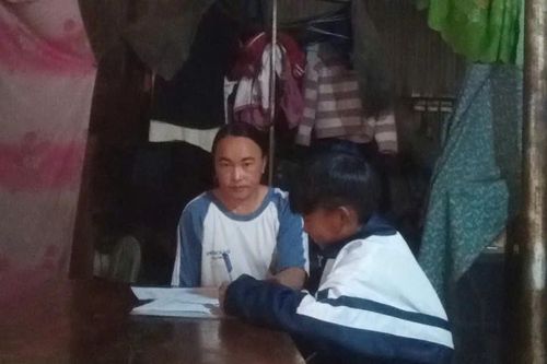 Những lớp học buổi tối và hành trình đổi thay nơi vùng cao