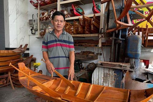 Ghe, xuồng mini 'đắt' nhờ tay nghề