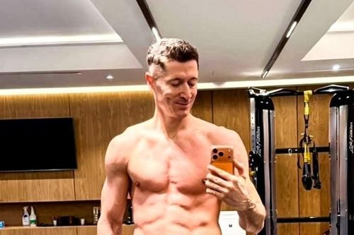 Hình ảnh gây kinh ngạc của Lewandowski