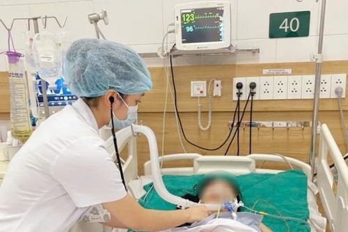Biến chứng vì làm đẹp cấp tốc đón Tết