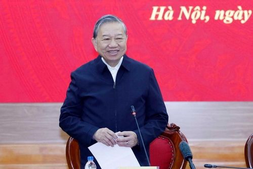 'Đổi mới mô hình phát triển phải đứng trên mảnh đất thực tiễn của Việt Nam'