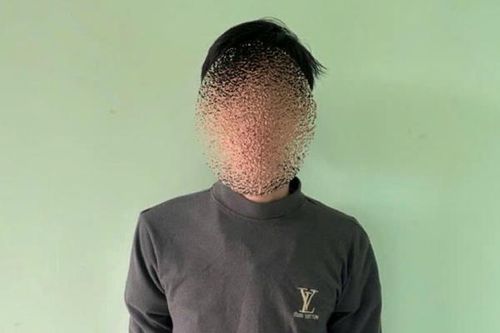 'Cáo đầu đen' sa lưới