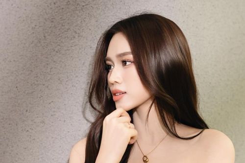 Hoa hậu Đỗ Thị Hà ngày càng thăng hạng nhan sắc, chuẩn khí chất phu nhân hào môn