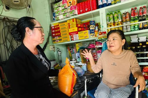Những hạt gạo nghĩa tình