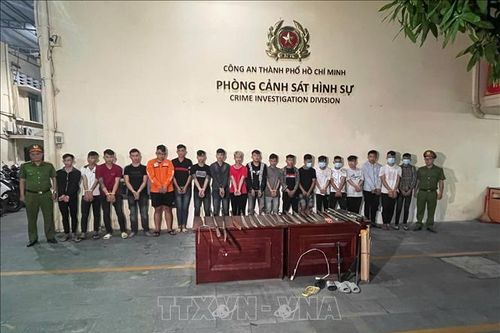 Xử lý nghiêm nhóm thanh niên mang hung khí đánh nhau