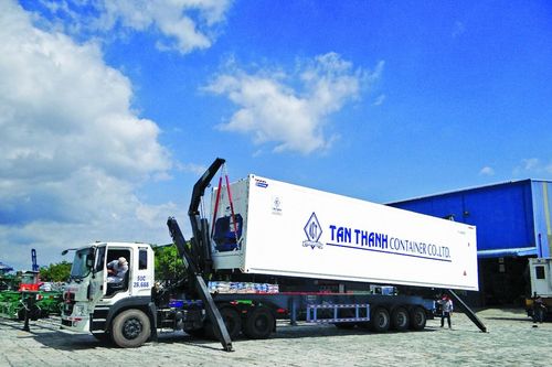 Sớm luật hóa ưu đãi logistics trong khu công nghiệp