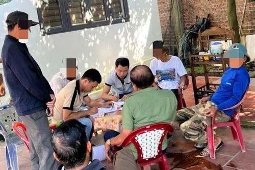 Tóm 5 'bác thằng bần'