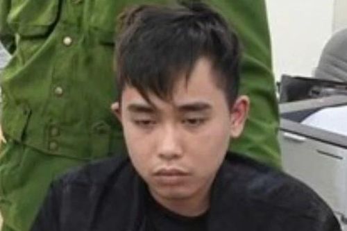 Khởi tố hình sự thanh niên đâm người vì bạn gái bị cho nghỉ việc