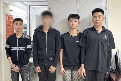 Túng tiền tiêu, 'thổ địa' làm liều đi cướp tài sản của du khách