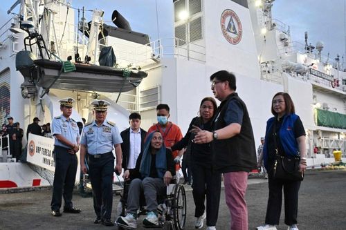 Philippines đình chỉ toàn bộ đội tàu của công ty liên quan vụ chìm phà gây chết người