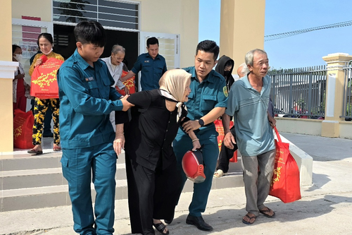 Cần Thơ: Đa dạng hoạt động gắn kết nghĩa tình trong chương trình Tết quân dân