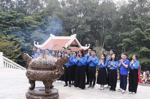 Tuổi trẻ ngành thanh tra ngân hàng về nguồn tại Khu di tích lịch sử K9 – Đá Chông