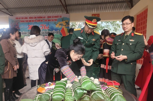 Chương trình Tết biên cương vẹn nghĩa quân dân trên địa bàn Quân khu 1