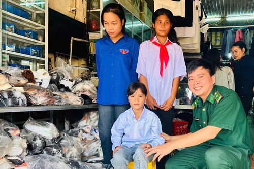 Chắp cánh những ước mơ vượt núi