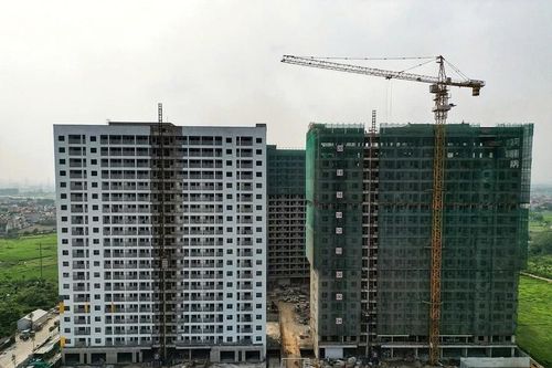 Sức khỏe doanh nghiệp bất động sản 'sáng' dần nhưng không đều