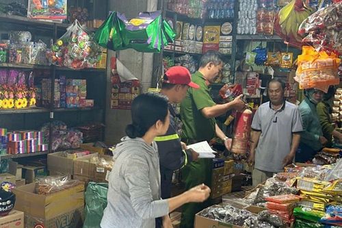 Xã Diên Khánh tuyên truyền phòng cháy, chữa cháy và cứu nạn, cứu hộ tại chợ Thành