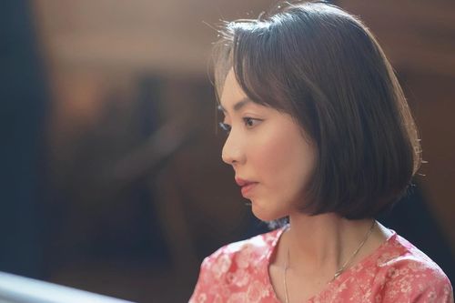 Thu Trang 'trở lại mặt đất'