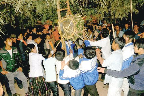 Du xuân đón Tết nơi biên thùy
