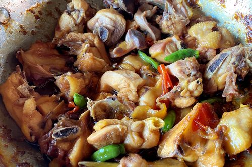 Cách làm gà nấu ớt hiểm thơm ngon, cay nồng