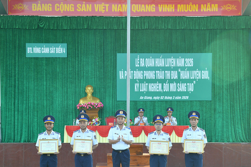 Vùng Cảnh sát biển 4: Huấn luyện giỏi, kỷ luật nghiêm, đổi mới sáng tạo
