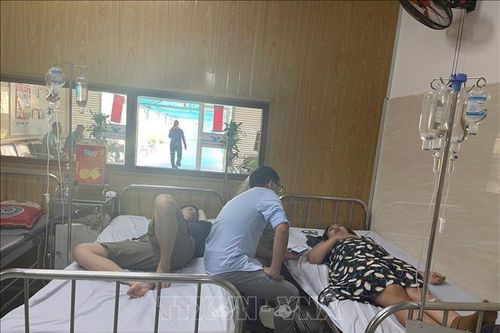 Thêm nhiều người nhập viện sau khi ăn bánh mì 'không tên' ở Vũng Tàu