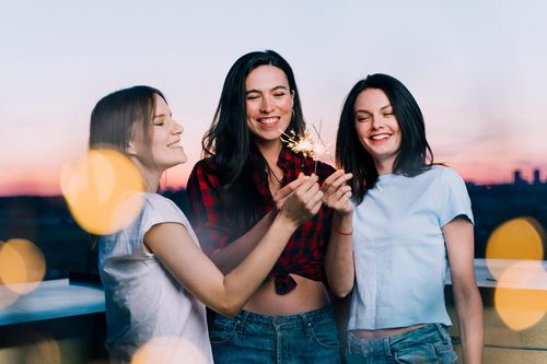 Vì sao ngày 8/3 là Ngày Quốc tế Phụ nữ?