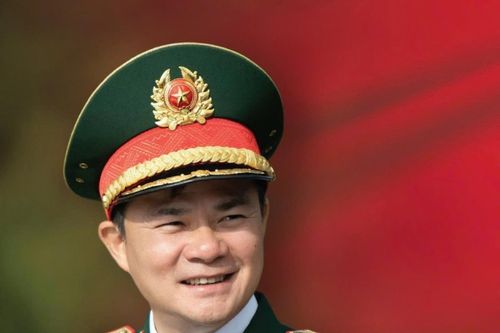 Chủ tịch kiêm Tổng giám đốc Tập đoàn Viettel Tào Đức Thắng ứng cử đại biểu Quốc hội khóa XVI tại đơn vị bầu cử số 2 TP. Hồ Chí Minh