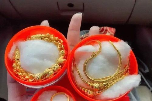 2 chỉ vàng hồi môn của mẹ dạy tôi bài học thấm thía sau 10 năm