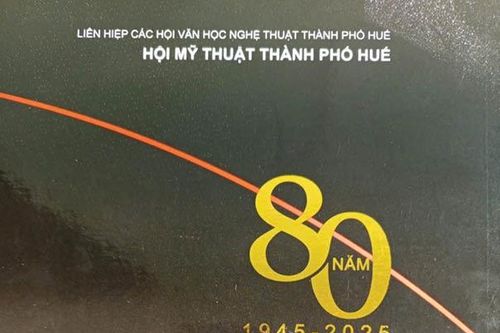 80 năm mỹ thuật Huế