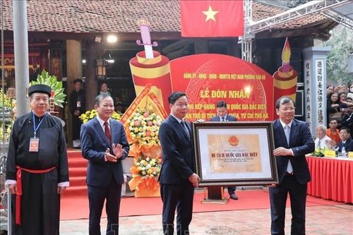 Quần thể đình, chùa, từ chỉ Thổ Hà đón nhận Bằng Di tích quốc gia đặc biệt