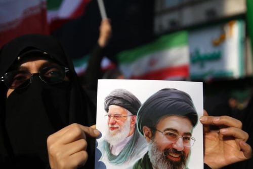 'Ẩn số' Đại giáo chủ Mojtaba Khamenei