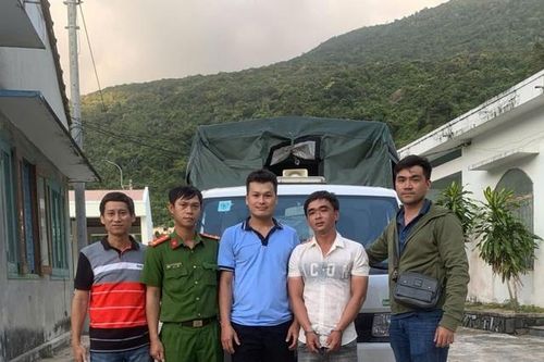 Bắt đối tượng truy nã khi đang trốn chạy trên tuyến Quốc lộ 1