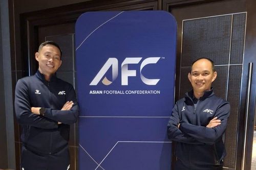 Hai trọng tài Việt Nam vượt qua kỳ tuyển chọn trọng tài VAR của AFC