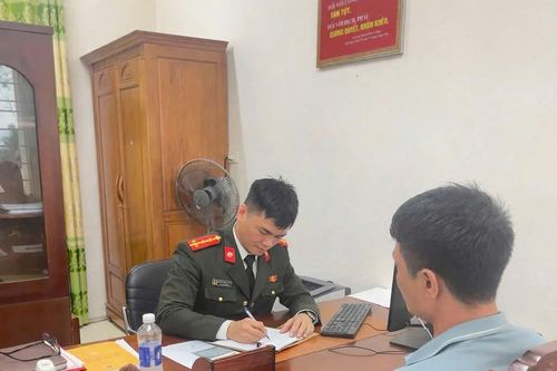 Báo chốt Cảnh sát giao thông làm nhiệm vụ, thanh niên bị phạt 7,5 triệu đồng