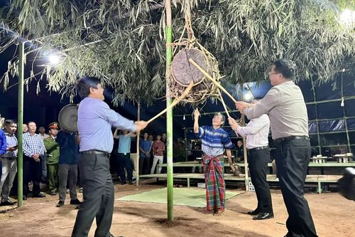 Khai thác thử nghiệm sản phẩm du lịch 'Trải nghiệm thiên nhiên và tìm hiểu văn hóa cộng đồng người Ma Coong ở xã Thượng Trạch, tỉnh Quảng Trị'